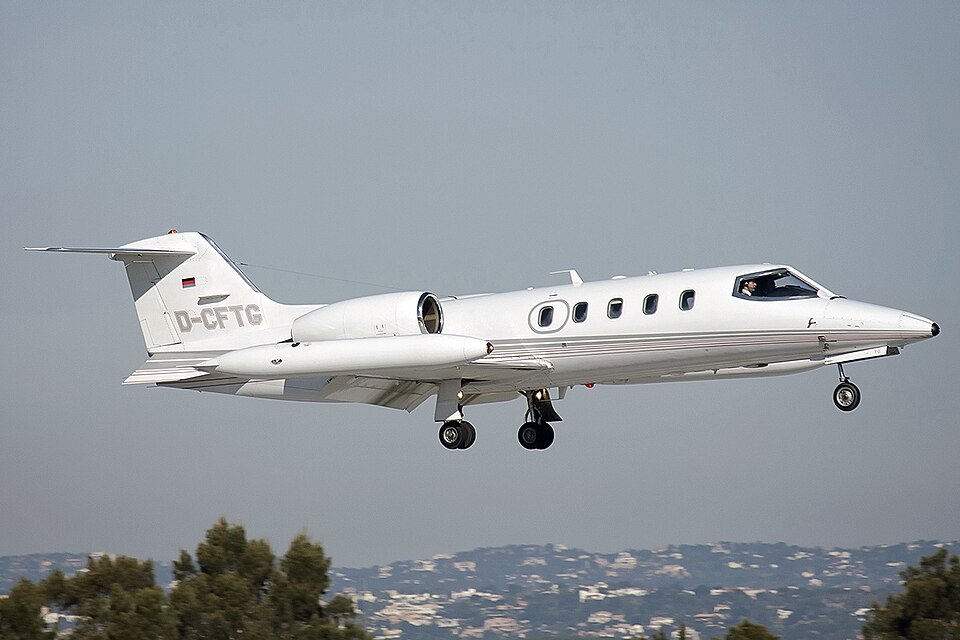Bombardier Learjet 35A