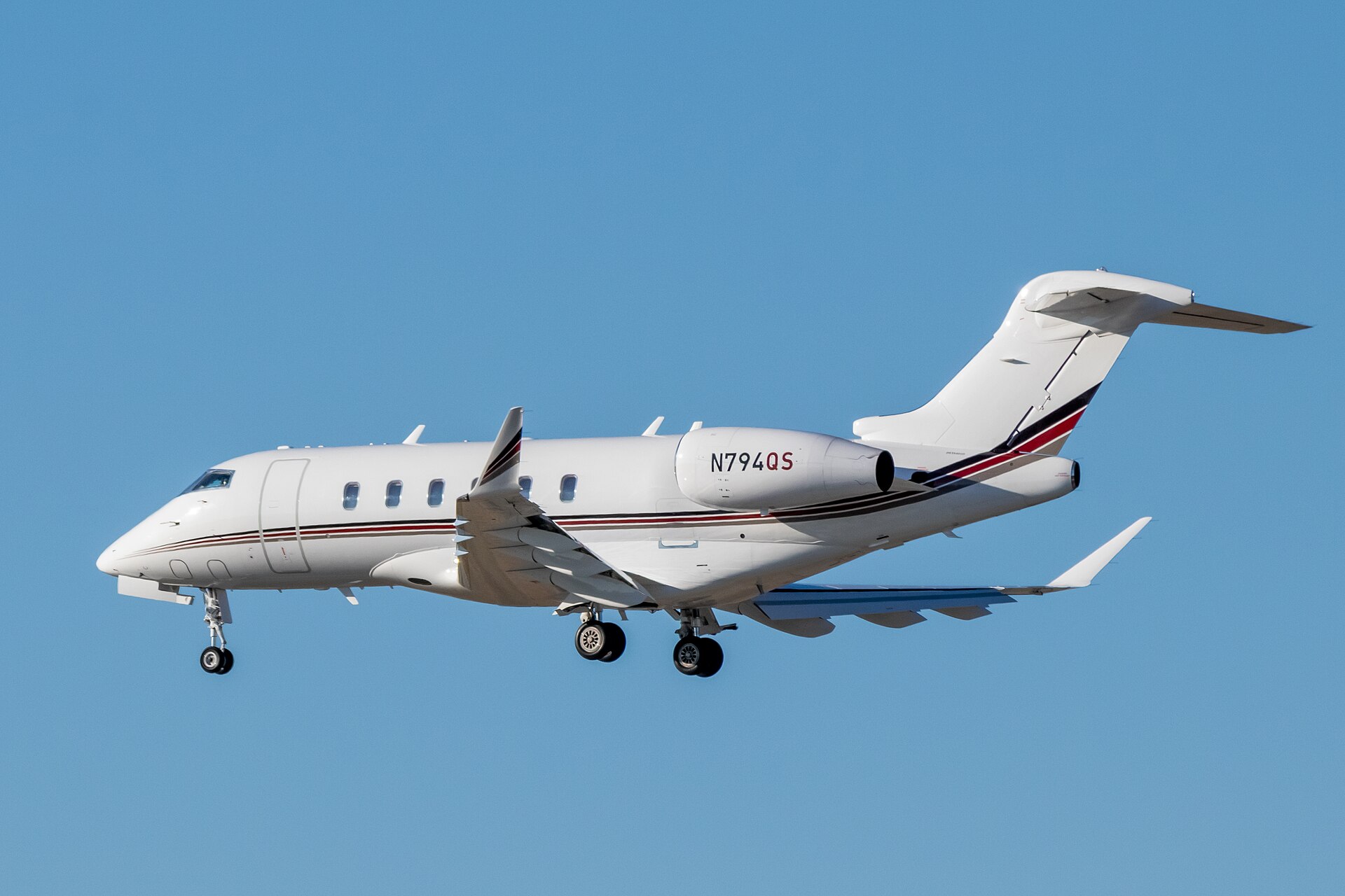 Fleet of 800+ jets (Citation, Phenom, Challenger, Global)